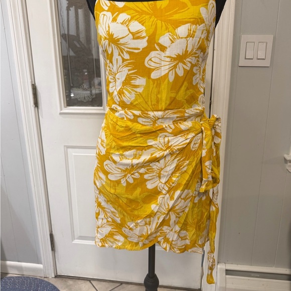 Cupshe Dresses & Skirts - Cupshe Yellow Floral Mini Dress